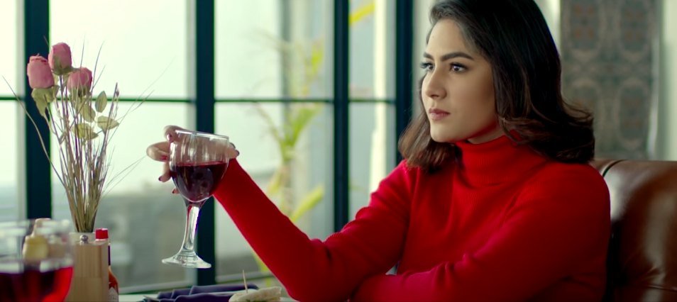 Yun Nazar Aata Hoon Main, music video